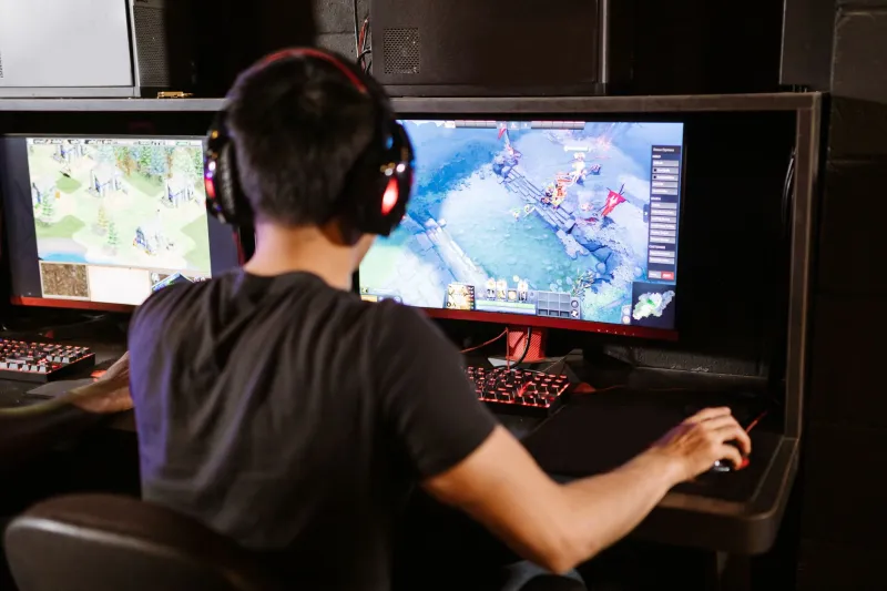 Cold Eyes on Your Own Footage: The Exact Method Elite Players Use to Actually Improve From Replays